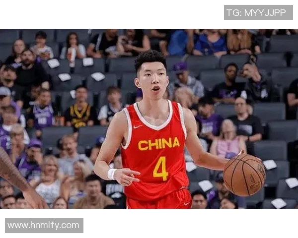 中国男篮对阵黄蜂首节精彩回顾与赛况分析